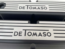 Load image into Gallery viewer, Ford De Tomaso 289, 351 Windsor Valve Covers - Wide Fin - Black