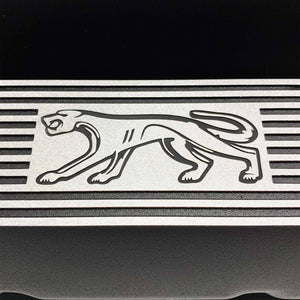 ansen custom engraving, ford 351 cleveland valve covers, cougar logo, black, close up view